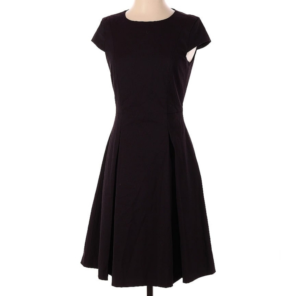H&M Elegant Purple A-LINE Pleated Midi Dress size 4